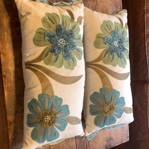New, Pier 1 pillow. Blue, green & goldish brown.Note that only 1 is available.